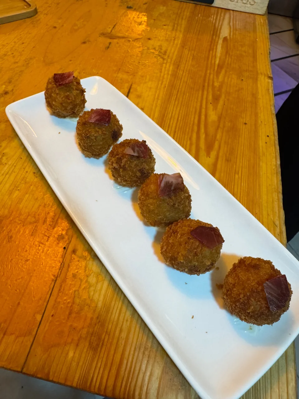 Croquetas de caña de lomo ibérica